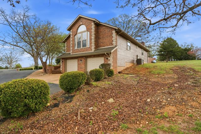574 Skyline Drive, Forsyth, MO 65653