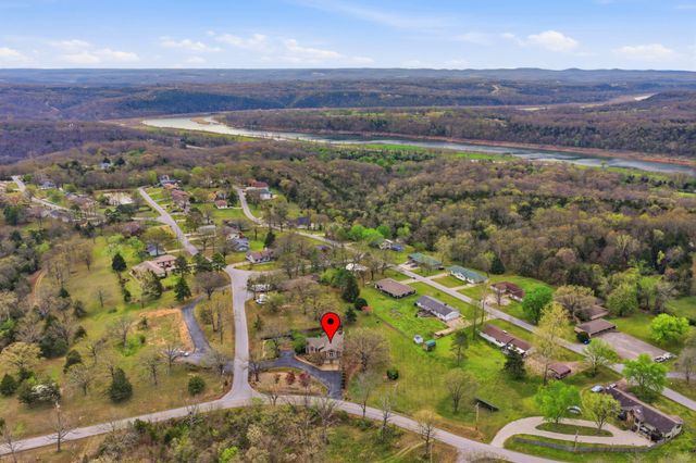 574 Skyline Drive, Forsyth, MO 65653