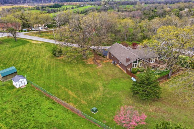 574 Skyline Drive, Forsyth, MO 65653