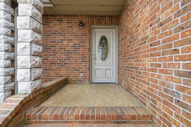 574 Skyline Drive, Forsyth, MO 65653