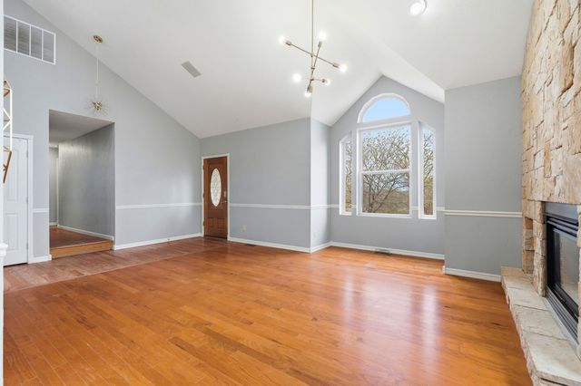 574 Skyline Drive, Forsyth, MO 65653