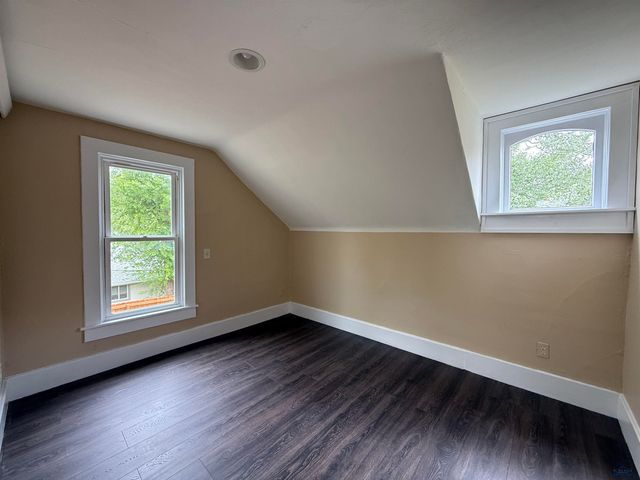 1001 S 6TH ST, Hot Springs, SD 57747