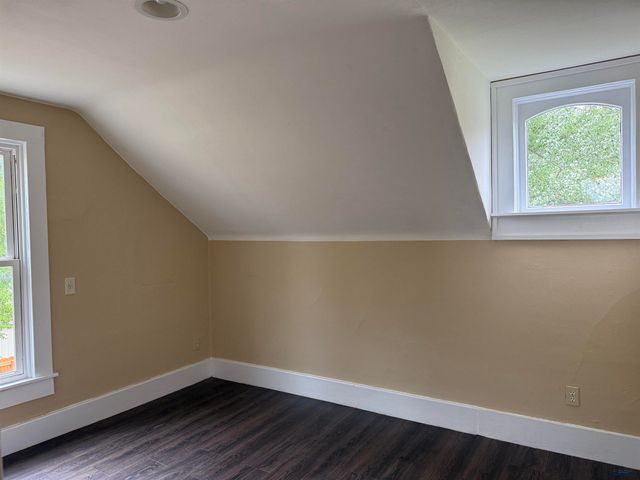 1001 S 6TH ST, Hot Springs, SD 57747