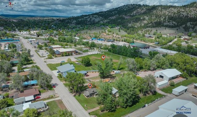 1001 S 6TH ST, Hot Springs, SD 57747