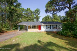 700 S Hardin Street, Southern Pines, NC 28387
