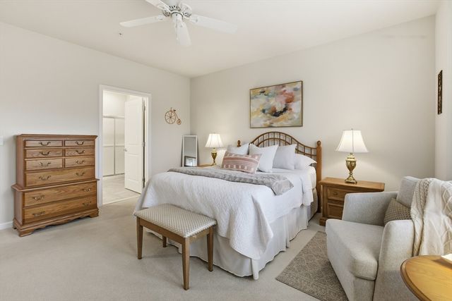2301 Pennington Dr 2301, Walpole, MA 02081