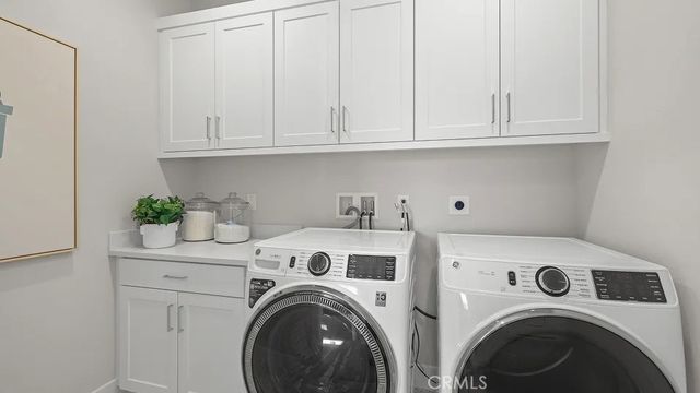 27308 Fox Den Place, Valencia, CA 91381