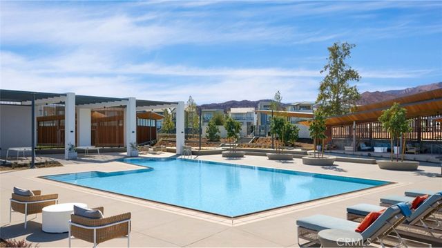 27308 Fox Den Place, Valencia, CA 91381