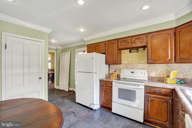 606 MAIN ST, Delta, PA 17314