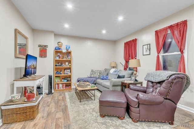 42 5th Avenue, North Tonawanda, NY 14120