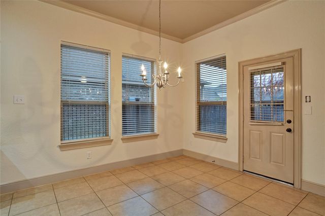 10 Tallgrass Way, Spring, TX 77389