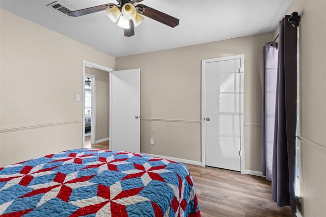 115 Ponderosa Trail, Conroe, TX 77301