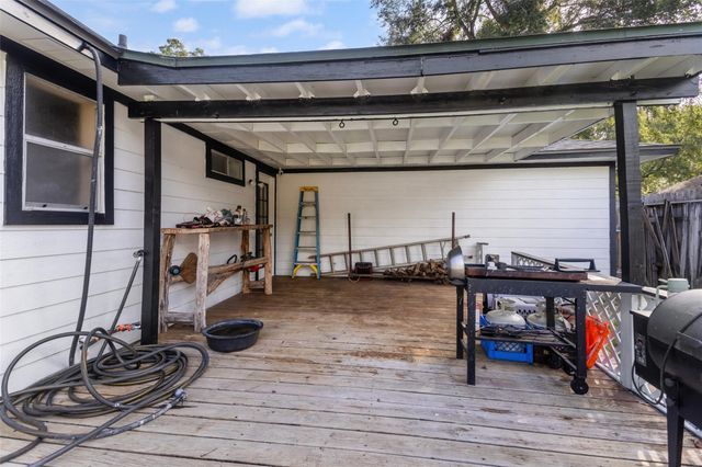 115 Ponderosa Trail, Conroe, TX 77301