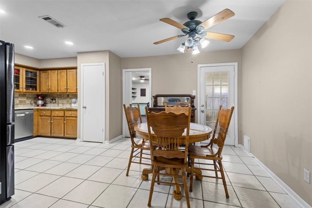 115 Ponderosa Trail, Conroe, TX 77301