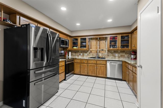 115 Ponderosa Trail, Conroe, TX 77301
