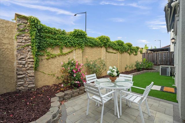 1320 Qualteri Way, Gilroy, CA 95020