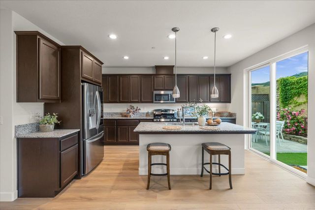1320 Qualteri Way, Gilroy, CA 95020