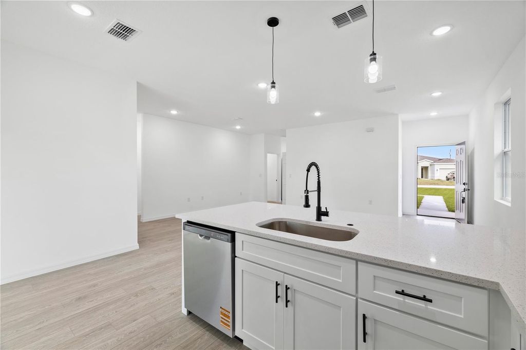 Image 7 of property listing at 1914 ESCAMBIA LANE, Poinciana, FL 34759