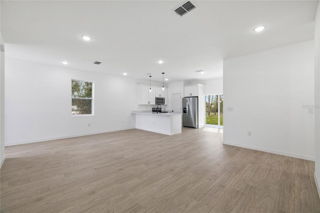 Image 9 of property listing at 1914 ESCAMBIA LANE, Poinciana, FL 34759