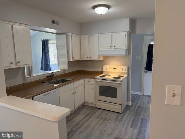 1601 MASON RUN, Pine Hill, NJ 08021