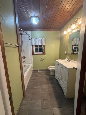 301 Hoffman Street, Crown Point, IN 46307