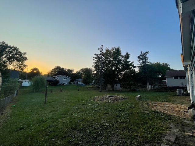 301 Hoffman Street, Crown Point, IN 46307