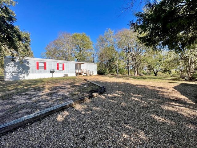 304 Wildwind Street, Gun Barrel City, TX 75156