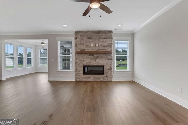 4230 Mary Ruth Way, Loganville, GA 30052