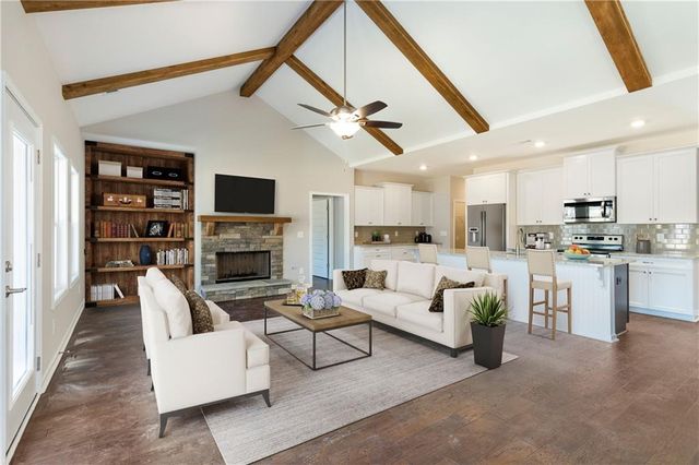 100 Cherokee Cove, Waleska, GA 30183