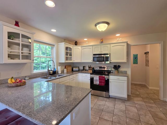 39 Kiln Road, Essex Junction, VT 05452