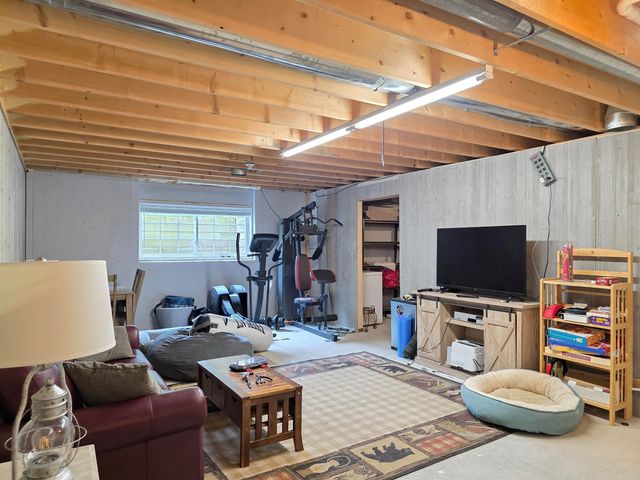 39 Kiln Road, Essex Junction, VT 05452