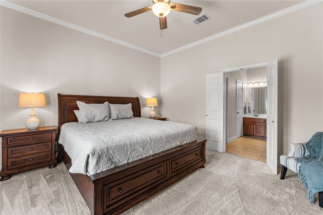 429 W Wall Street, Hewitt, TX 76643