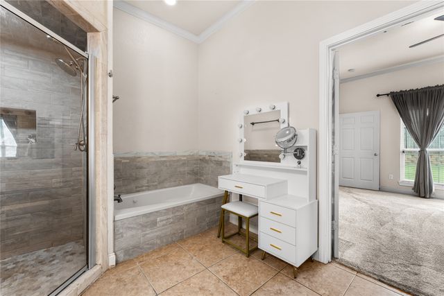 429 W Wall Street, Hewitt, TX 76643