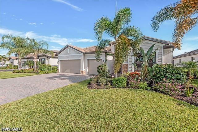 18336 Parksville DR, Estero, FL 33928