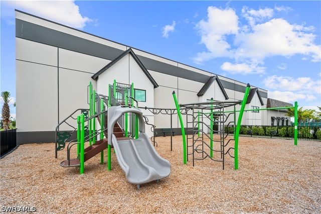 18336 Parksville DR, Estero, FL 33928