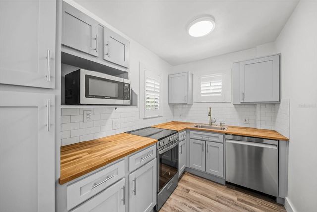 109 14TH AVENUE, St Pete Beach, FL 33706