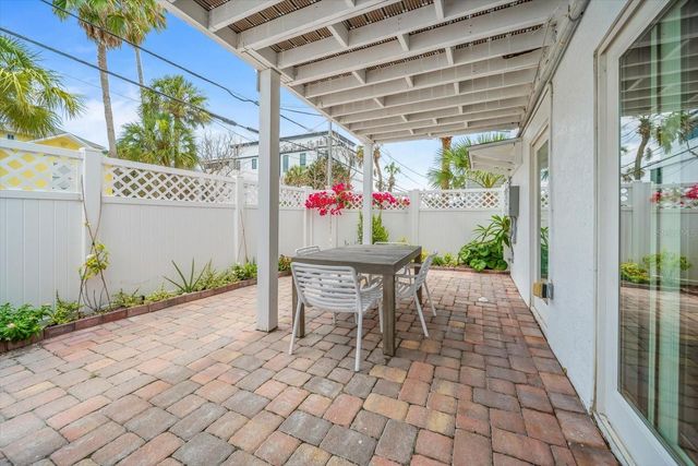 109 14TH AVENUE, St Pete Beach, FL 33706