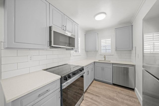 109 14TH AVENUE, St Pete Beach, FL 33706