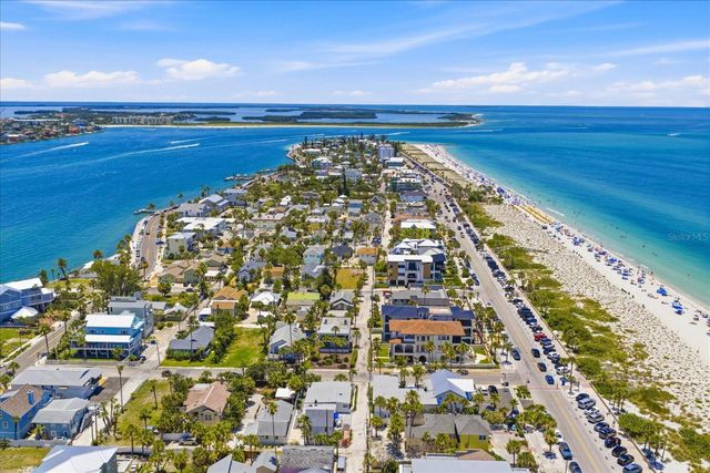 109 14TH AVENUE, St Pete Beach, FL 33706