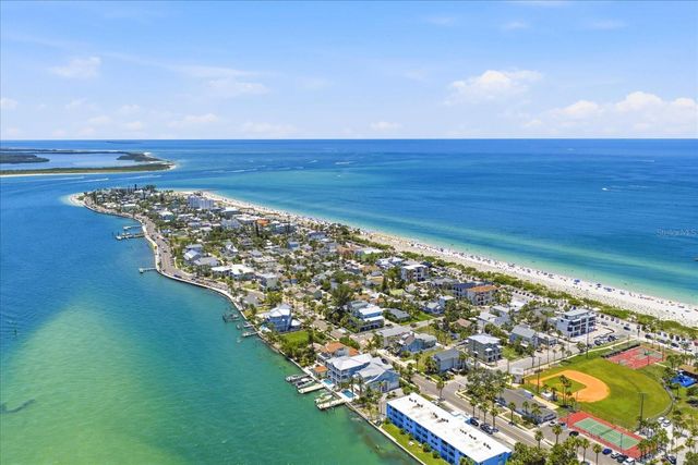 109 14TH AVENUE, St Pete Beach, FL 33706