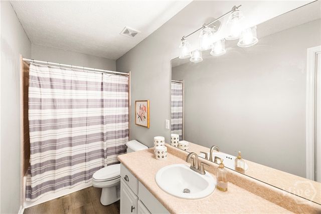 120 Pinetree Road, Midway, GA 31320