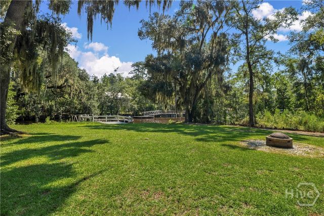 120 Pinetree Road, Midway, GA 31320