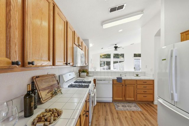 4124 Napa Loop, Roseville, CA 95747