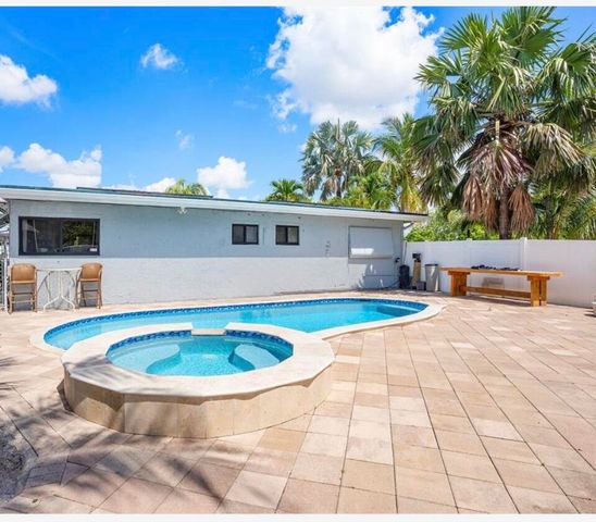 1409 NW 58th Avenue, Margate, FL 33063