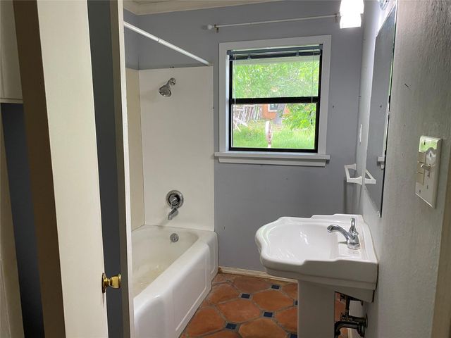 47 Presidio RD, Wimberley, TX 78676