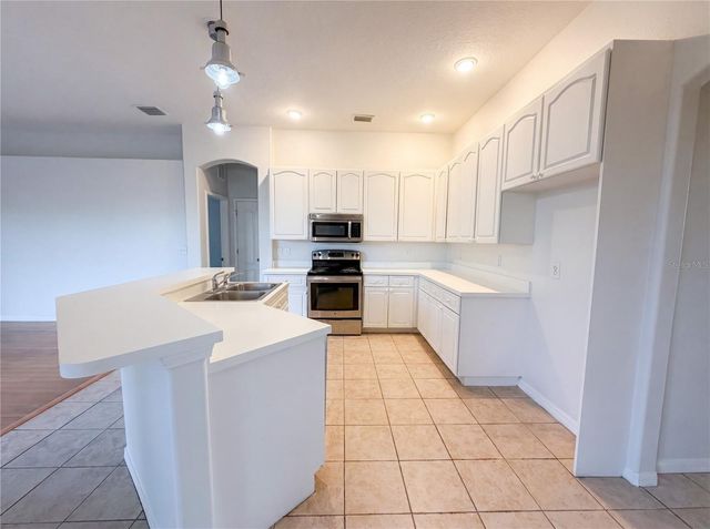 203 TAYLOR BAY LANE, Brandon, FL 33510