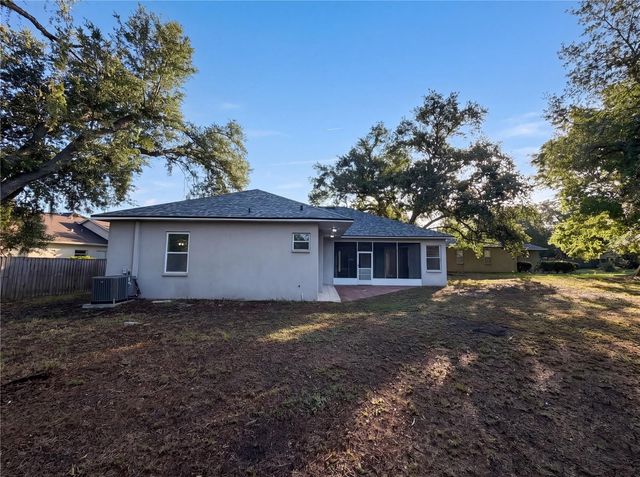 203 TAYLOR BAY LANE, Brandon, FL 33510