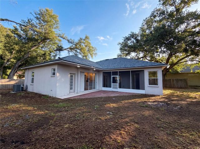 203 TAYLOR BAY LANE, Brandon, FL 33510