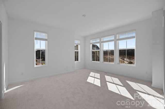 7102 Westrow Avenue, Charlotte, NC 28278