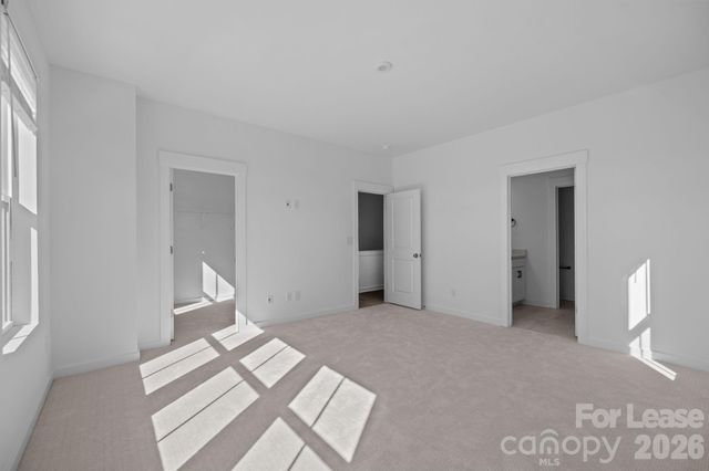 7102 Westrow Avenue, Charlotte, NC 28278